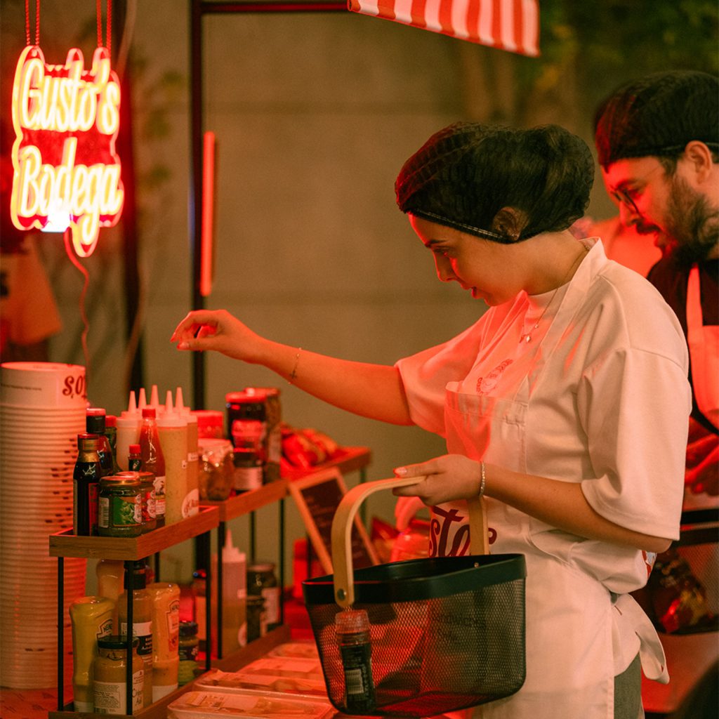 thedubailist influencer selecting food items for the cloud kitchen